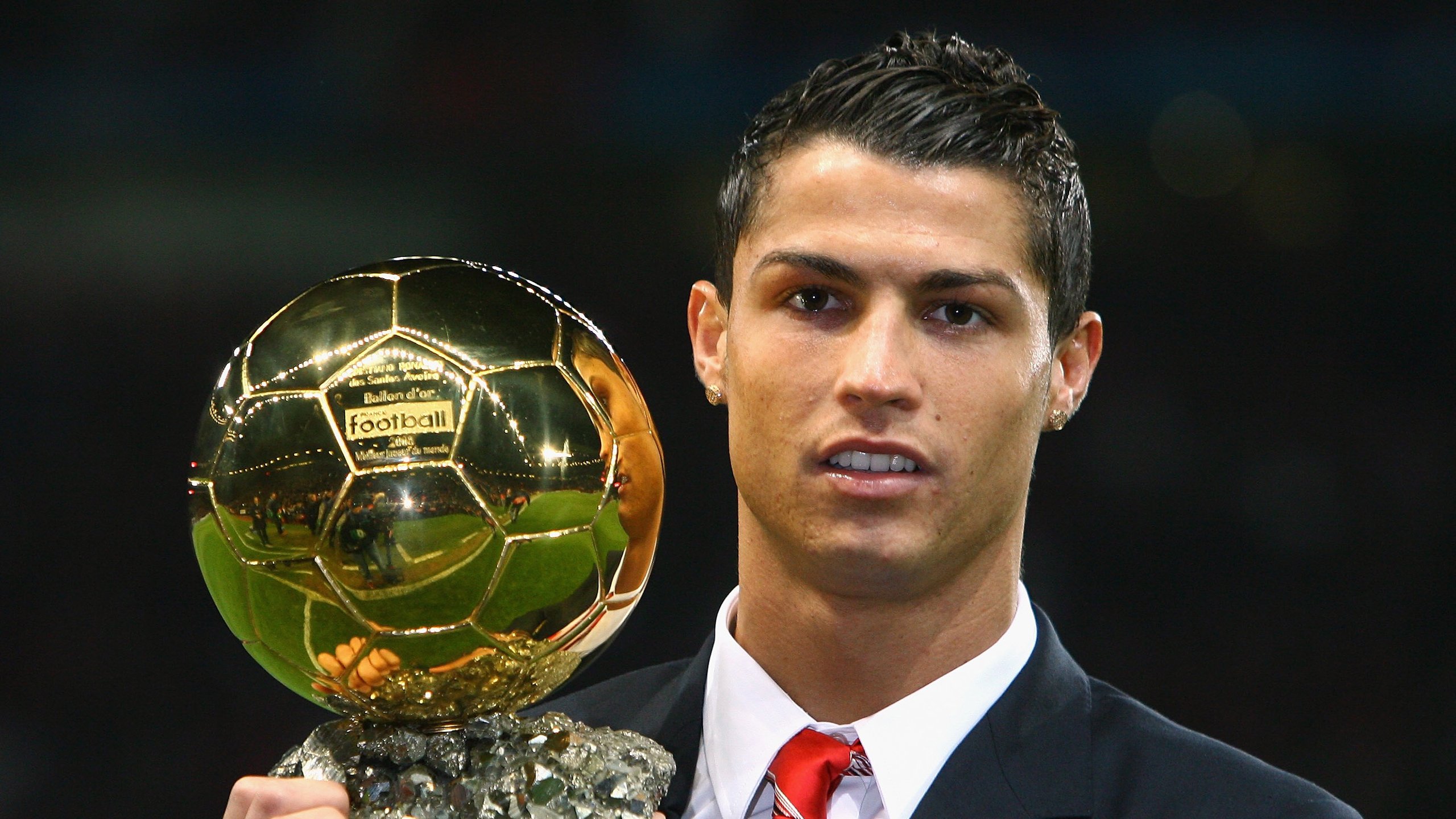 中国足球国际合作项目推进推动资源共享和技术交流,中国足协合作品牌